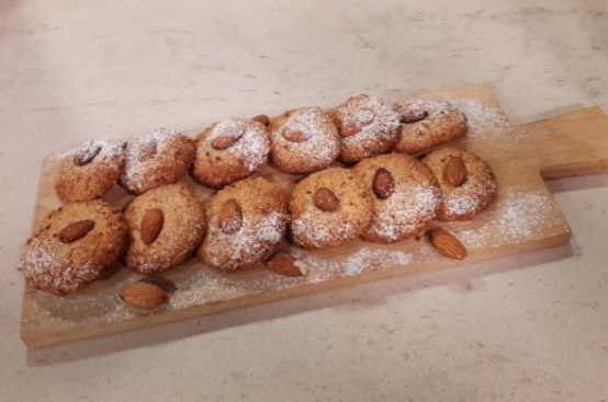 Biscottini di mandorle senza burro Biscottini di mandorle senza burro