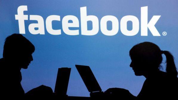 facebook zuckerberg cambridge analityca