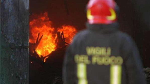 vigili del fuoco pompieri 115 generica
