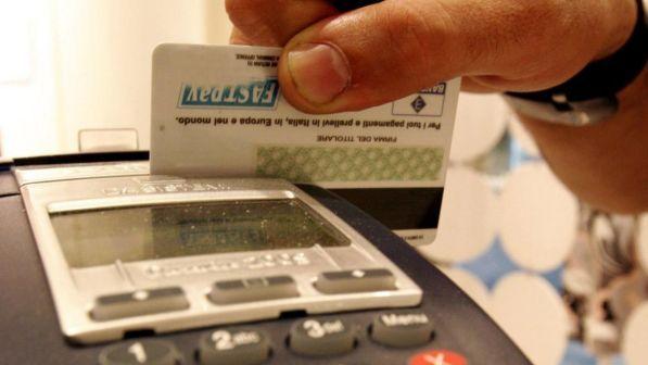Bancomat pagamento elettronico soldi euro