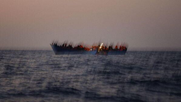 migranti barcone