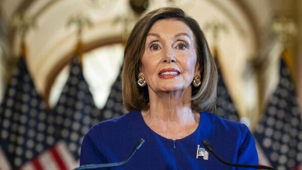 MONDO Nancy Pelosi