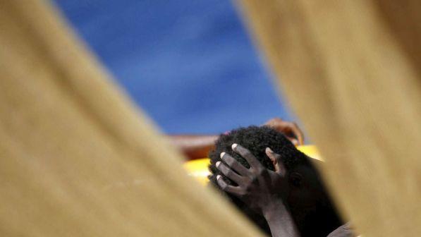 migranti, immigrazione, profughi, barcone