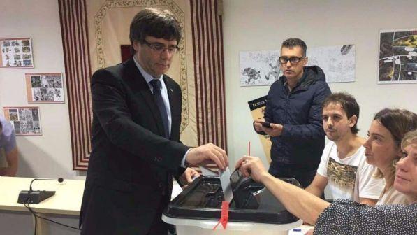 Puigdemont: Catalogna ha vinto diritto all'indipendenza, Spagna è stata vergognosa - foto 1