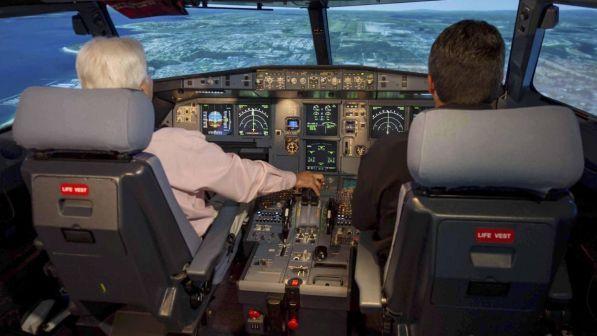 Aereo, piloti, cabina, pannello