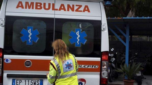 ambulanza 118 generica giorno estate
