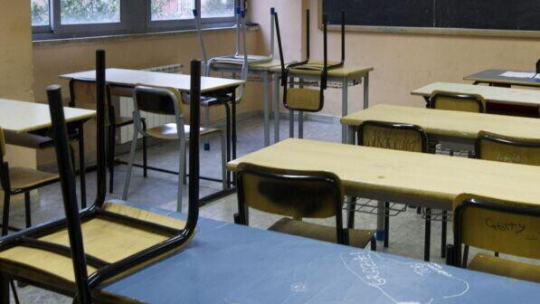 banchi di scuola