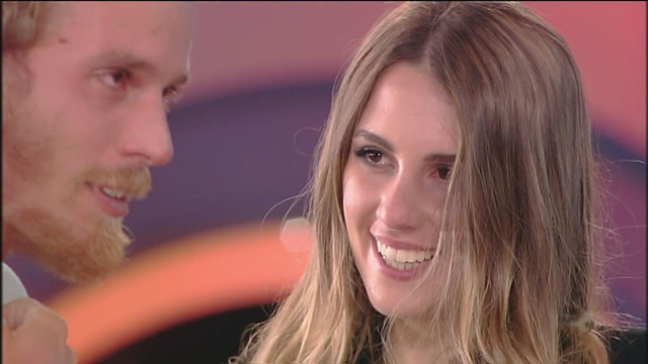 "Isola dei Famosi 2019", Aaron Nielsen rivive la sua esperienza in Honduras e piange alla sorpresa della fidanzata