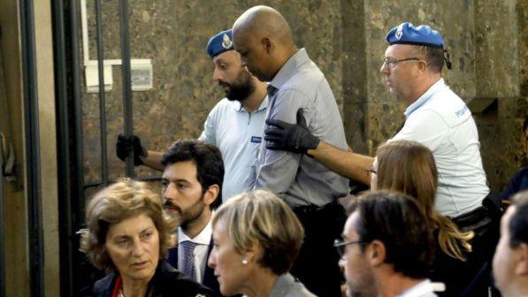 Milano processo a Sy Ousseynou