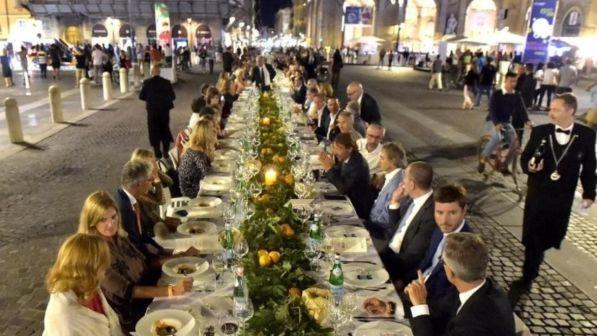 Un ristorante gourmet sotto le stelle per la Cena dei Mille 2019