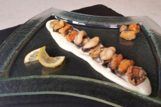 Cozze fritte e maionese di soia Cozze fritte e maionese di soia