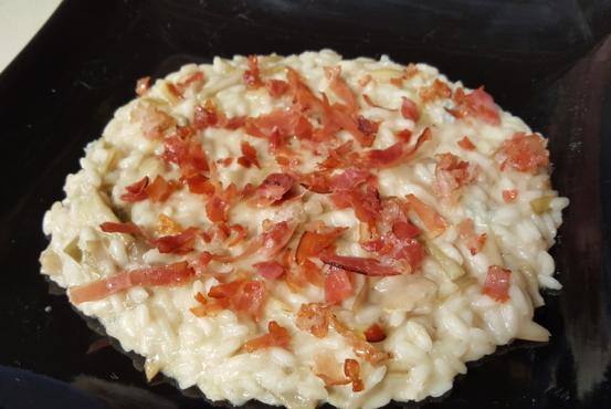 Risotto carciofi, gorgonzola e speck Risotto carciofi, gorgonzola e speck