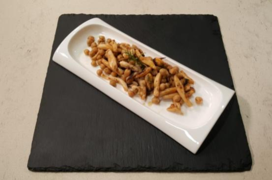 Insalata di seppie, cozze e ceci Insalata di seppie, cozze e ceci