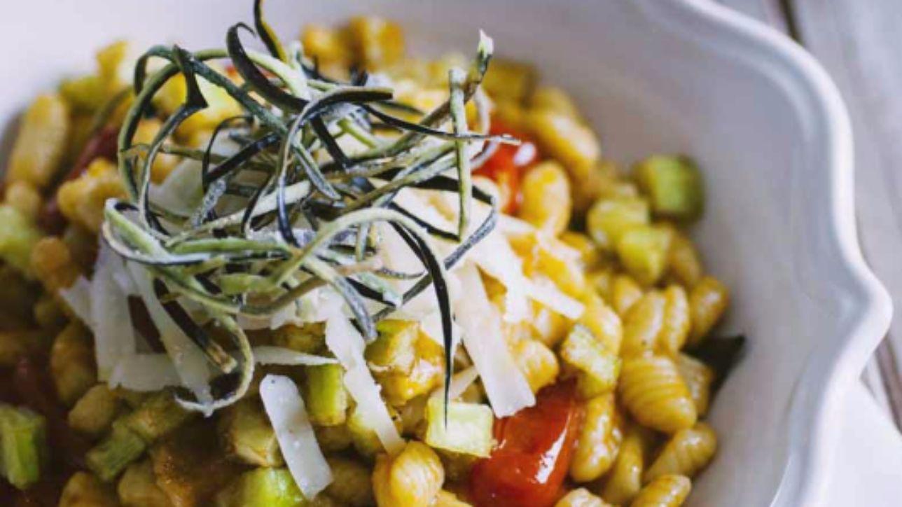 Cicatielli con pomodorini e melanzane