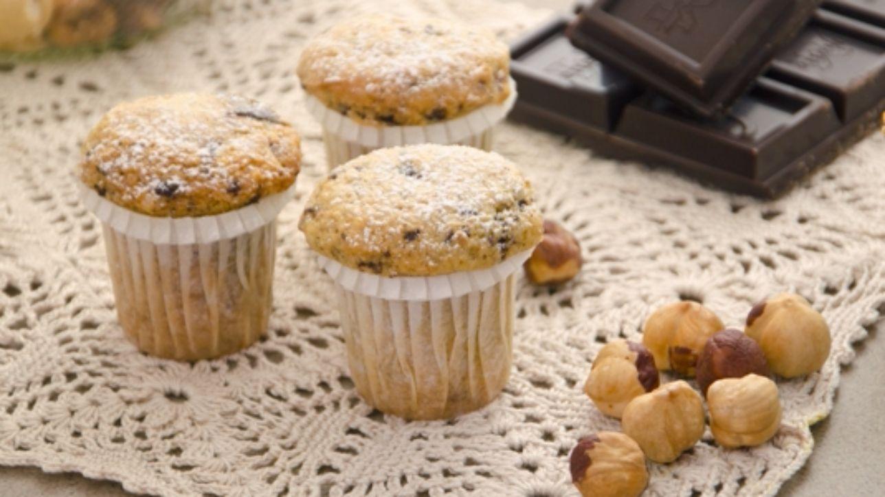 Muffin al cioccolato e nocciole