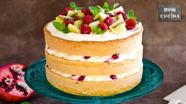 Naked cake: soffice regalità