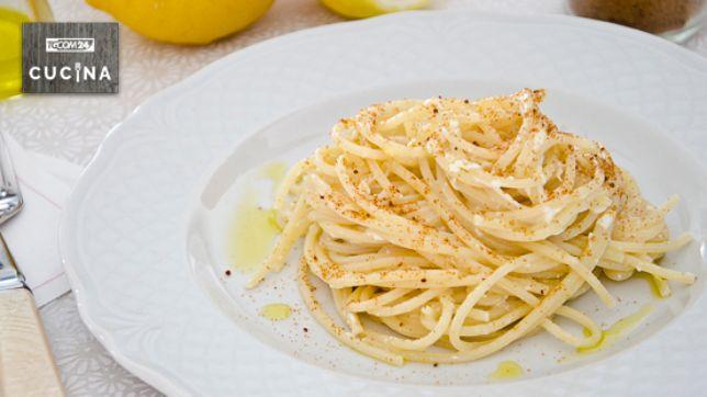 Spaghetti alla bottarga e burrata