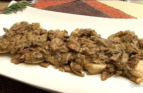 Petti di pollo ai funghi Petti di pollo ai funghi