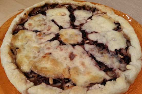 Torta radicchio e caciocavallo Torta radicchio e caciocavallo