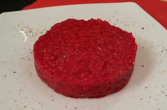Risotto con la barbabietola Risotto con la barbabietola