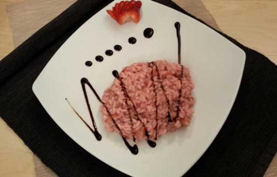 Risotto fragola e prosecco Risotto fragola e prosecco
