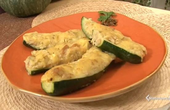 Zucchine ripiene di patate Zucchine ripiene di patate