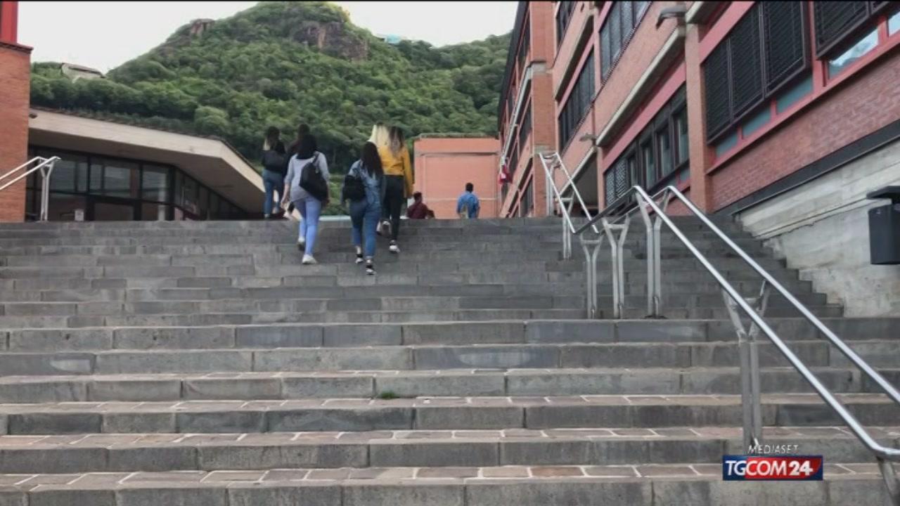 Riparte la scuola, ma le cattedre sono vuote